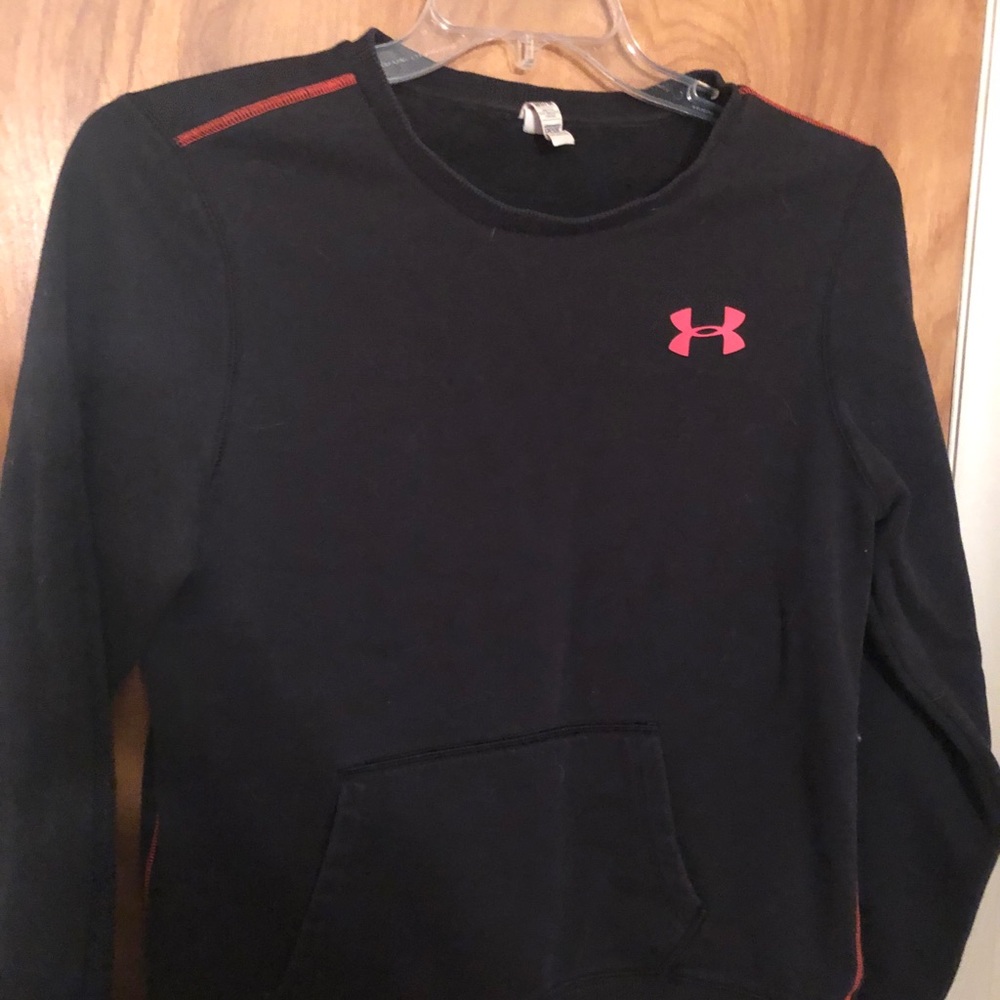 Women’s Under Armour Medium Sweatshirt pullover